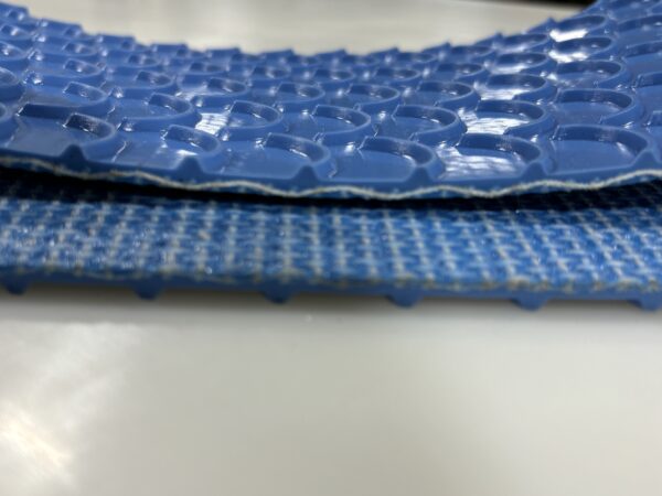 polar flex blue crescent top conveyor belt
